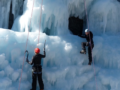 Cascade de glace, initiation